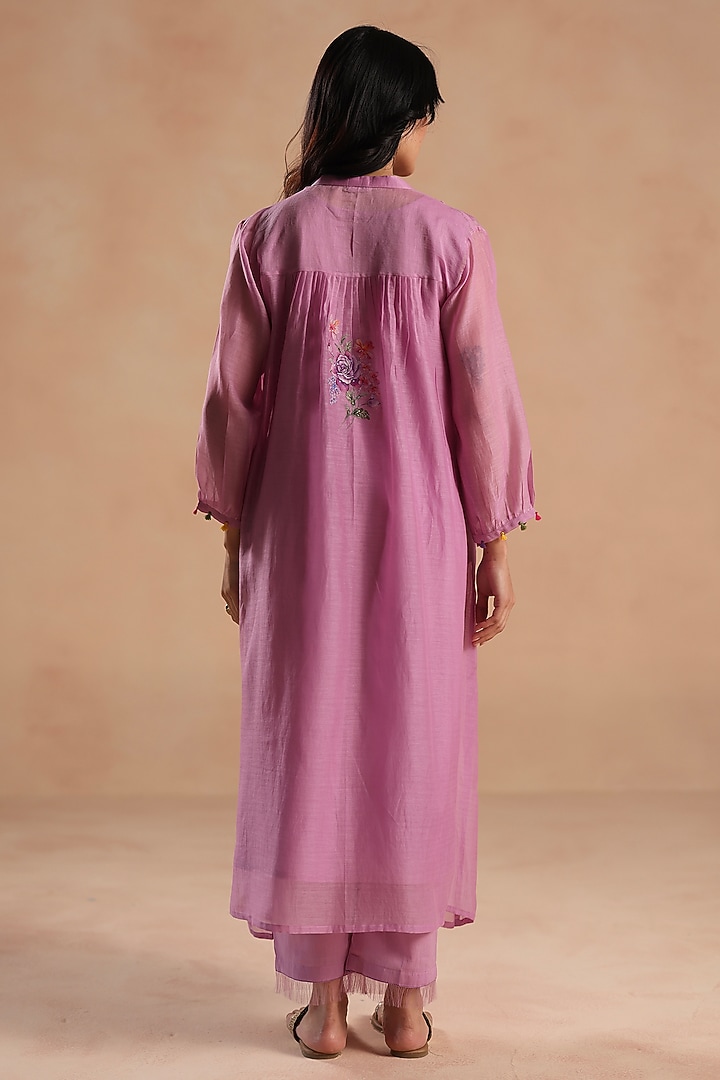 Light Purple Chanderi Silk Floral Embridered Kurta Set by Begum Pret at Pernia's Pop Up Shop