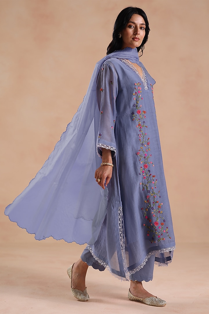Powder Blue Chanderi Silk Floral Embridered Kurta Set by Begum Pret at Pernia's Pop Up Shop