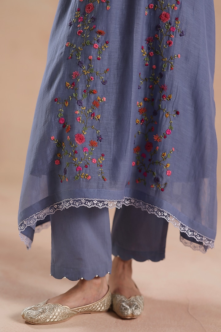 Powder Blue Chanderi Silk Floral Embridered Kurta Set by Begum Pret at Pernia's Pop Up Shop