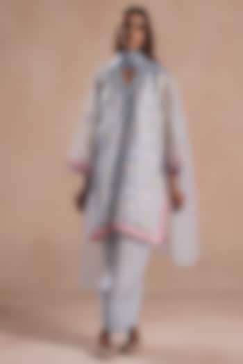 Pastel Blue Organza Dupatta by Begum Pret at Pernia's Pop Up Shop