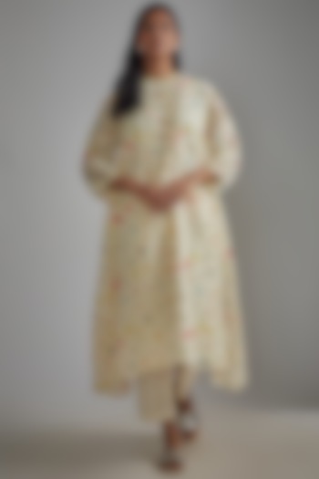 Ivory Seersucker Check Embroidered A-Line Kurta Set by Begum Pret at Pernia's Pop Up Shop