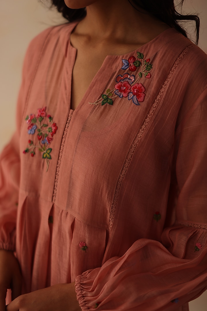 Peach Chanderi Floral Hand Embroidered A-Line Tiered Vacation Dress by Begum Pret at Pernia's Pop Up Shop
