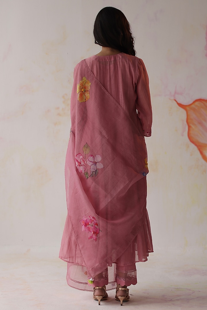 Peach Pink Silk Chanderi Hand Embroidered A-Line Kurta Set by Begum Pret at Pernia's Pop Up Shop