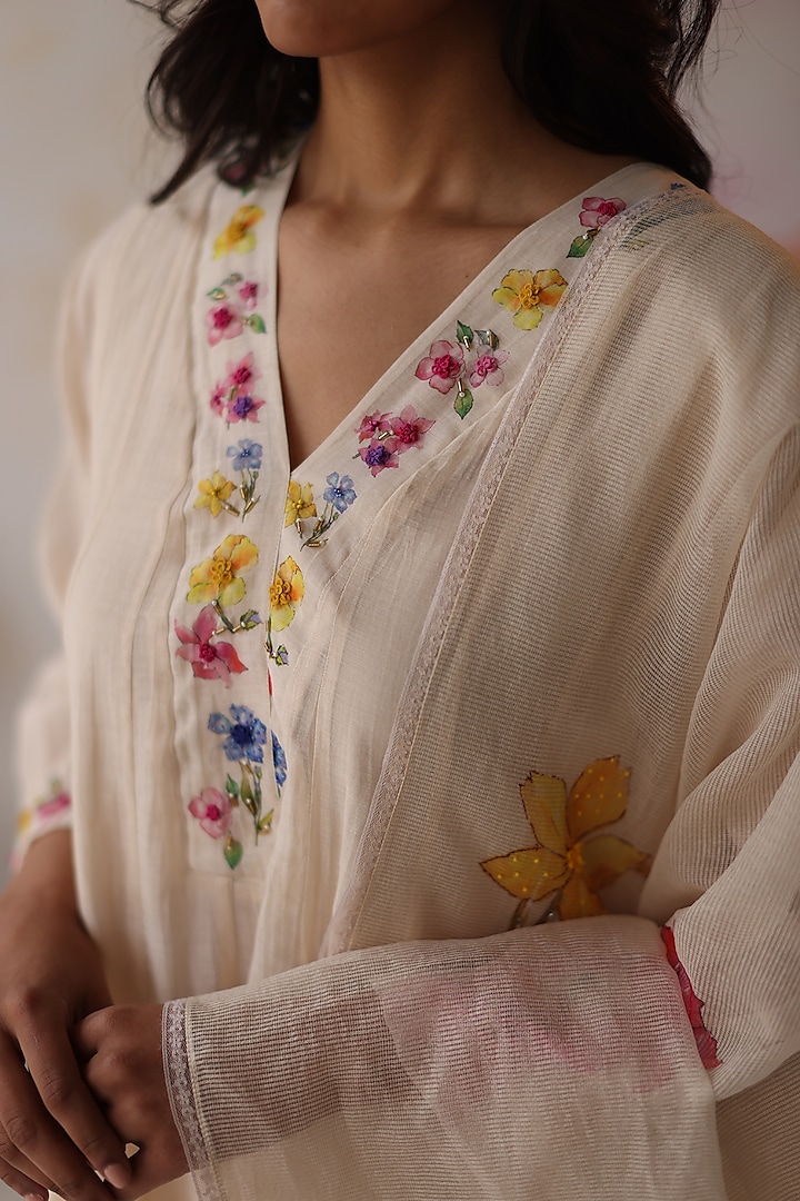 Ivory Silk Chanderi Hand Embroidered A-Line Kurta Set by Begum Pret at Pernia's Pop Up Shop