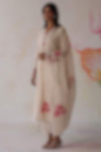 Ivory Silk Chanderi Hand Embroidered A-Line Kurta Set by Begum Pret at Pernia's Pop Up Shop