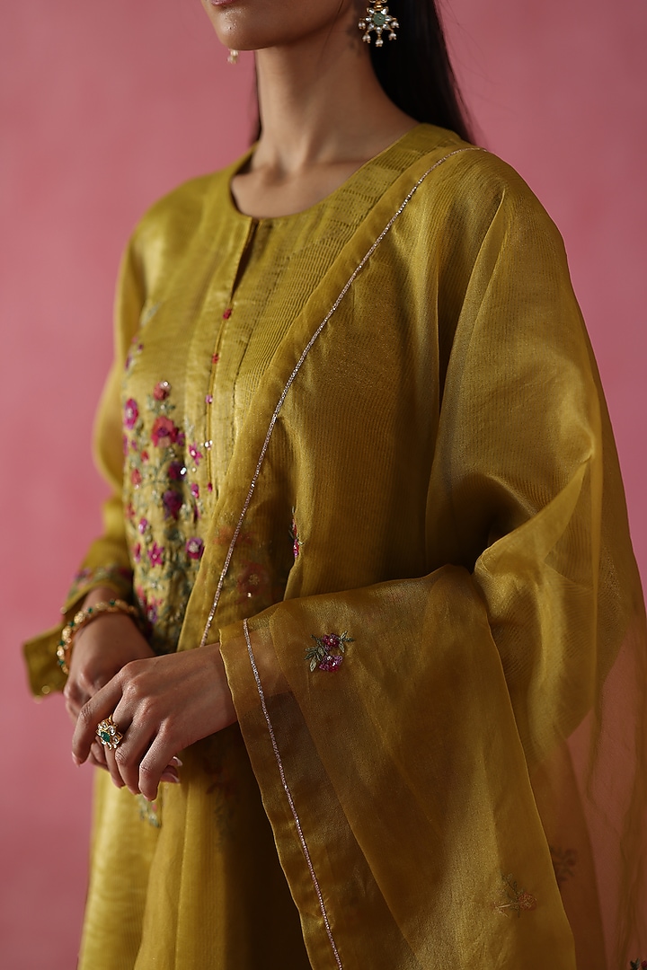 Mustard Banarasi Zari Silk Sequins Work Kurta Set by Begum Pret at Pernia's Pop Up Shop