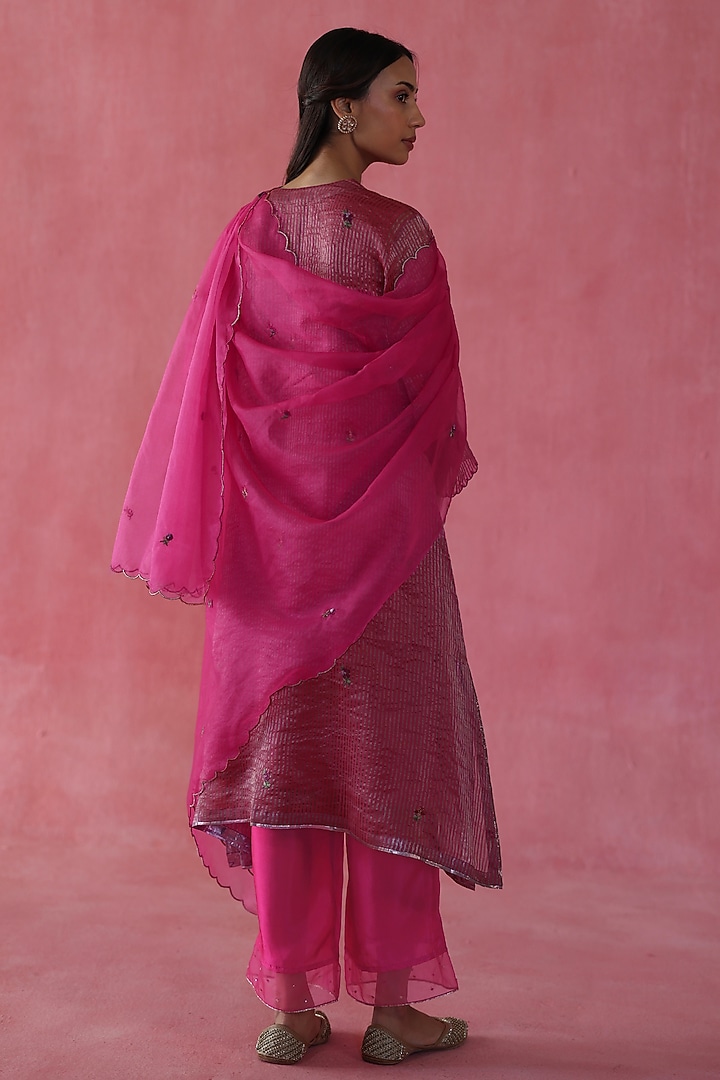 Fuchsia Pink Banarasi Zari Silk Sequins Work Kurta Set by Begum Pret at Pernia's Pop Up Shop