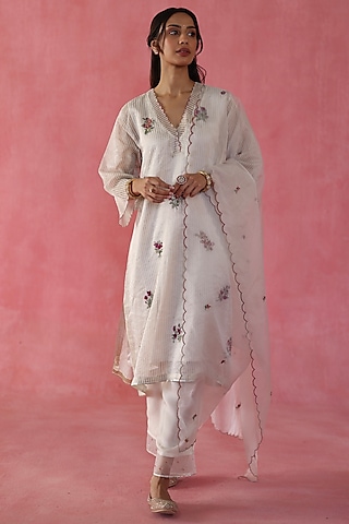 Ivory Banarasi Zari Silk Sequins Work Kurta Set by Begum Pret