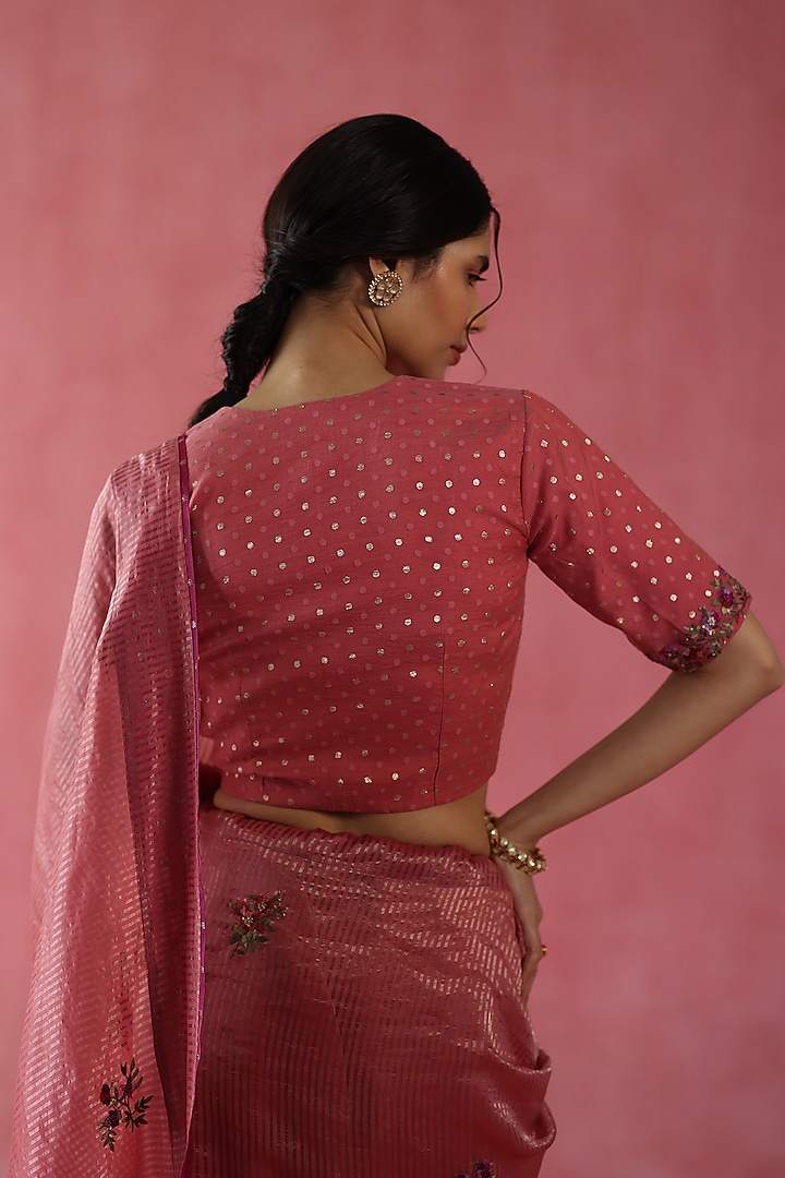 Peach Zari Silk Hand Embroidered Wedding Saree Set by Begum Pret at Pernia's Pop Up Shop