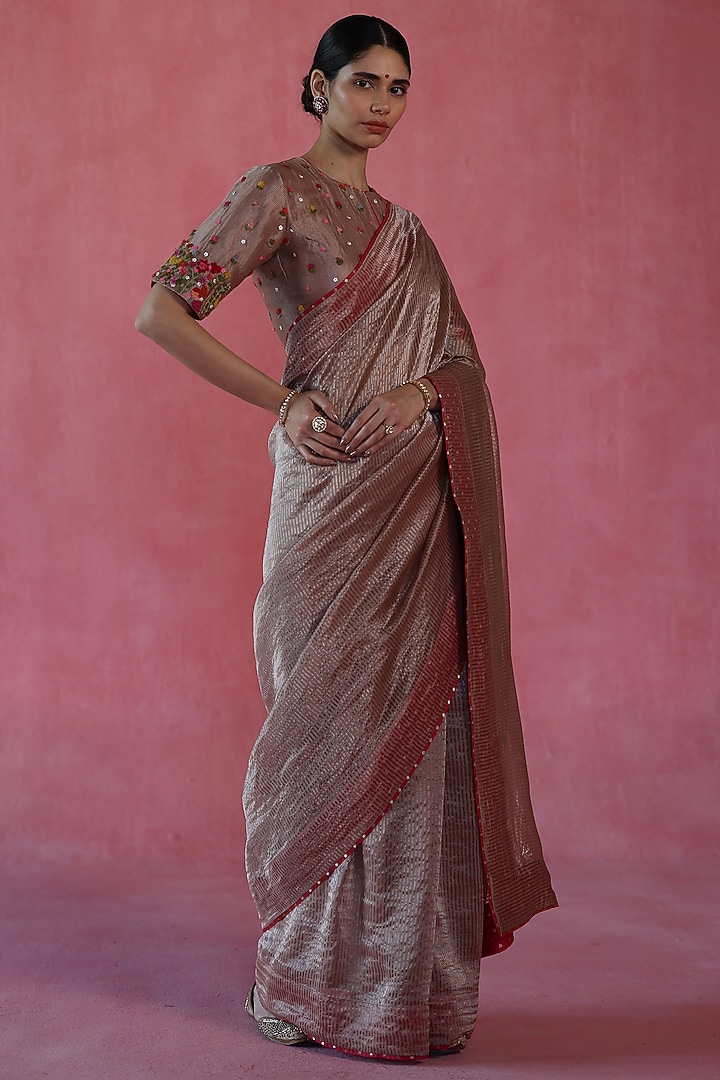Beige Zari Silk Wedding Saree Set by Begum Pret at Pernia's Pop Up Shop