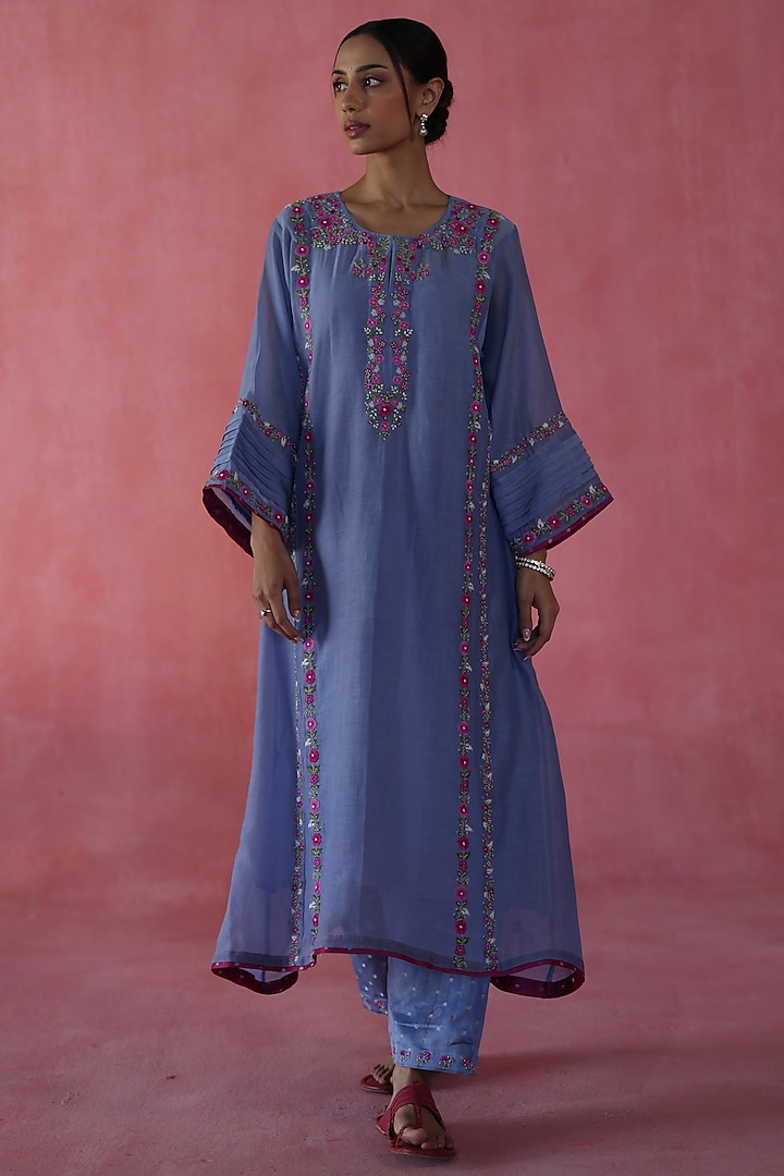 Periwinkle Chanderi Silk Hand Embroidered Kurta Set by Begum Pret at Pernia's Pop Up Shop