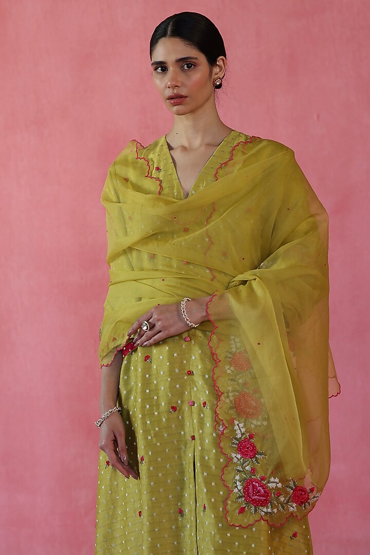 Yellow Zari Boota Chanderi Hand Work Kurta Set by Begum Pret at Pernia's Pop Up Shop