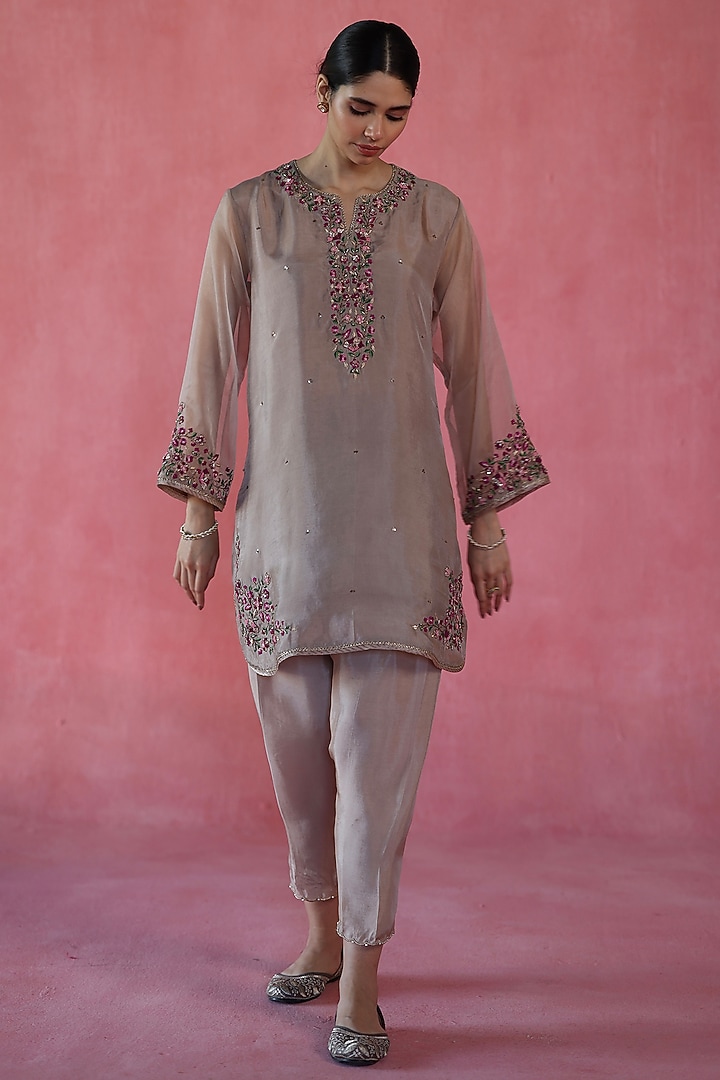Beige Habutai Silk Zardosi & Resham Embroidered Kurta Set by Begum Pret at Pernia's Pop Up Shop