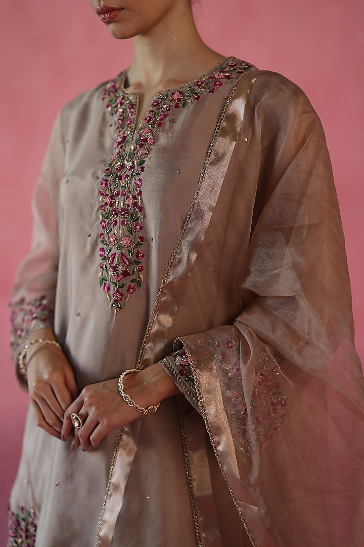 Beige Habutai Silk Zardosi & Resham Embroidered Kurta Set by Begum Pret at Pernia's Pop Up Shop
