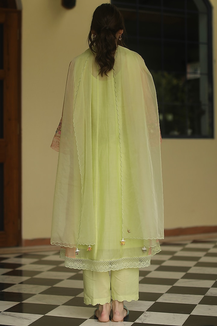 Mint Green & Peach Embroidered Kurta Set by Begum Pret at Pernia's Pop Up Shop