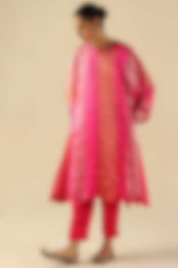 Fuchsia Tissue Organza Silk Mukaish Embroidered Kurta Set by Begum Pret at Pernia's Pop Up Shop