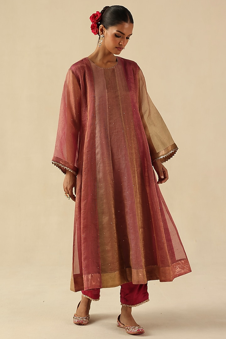 Peach Handloom Organza Tissue Silk Kurta Set by Begum Pret at Pernia's Pop Up Shop