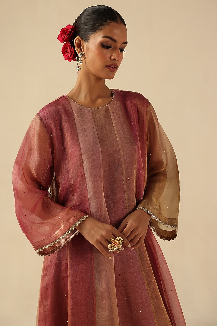 Peach Handloom Organza Tissue Silk Kurta Set by Begum Pret at Pernia's Pop Up Shop