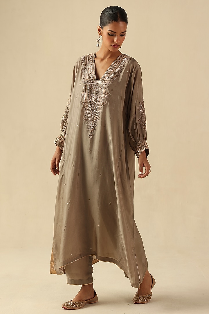 Golden Habutai Silk Hand Embroidered A-Line Kurta Set by Begum Pret at Pernia's Pop Up Shop