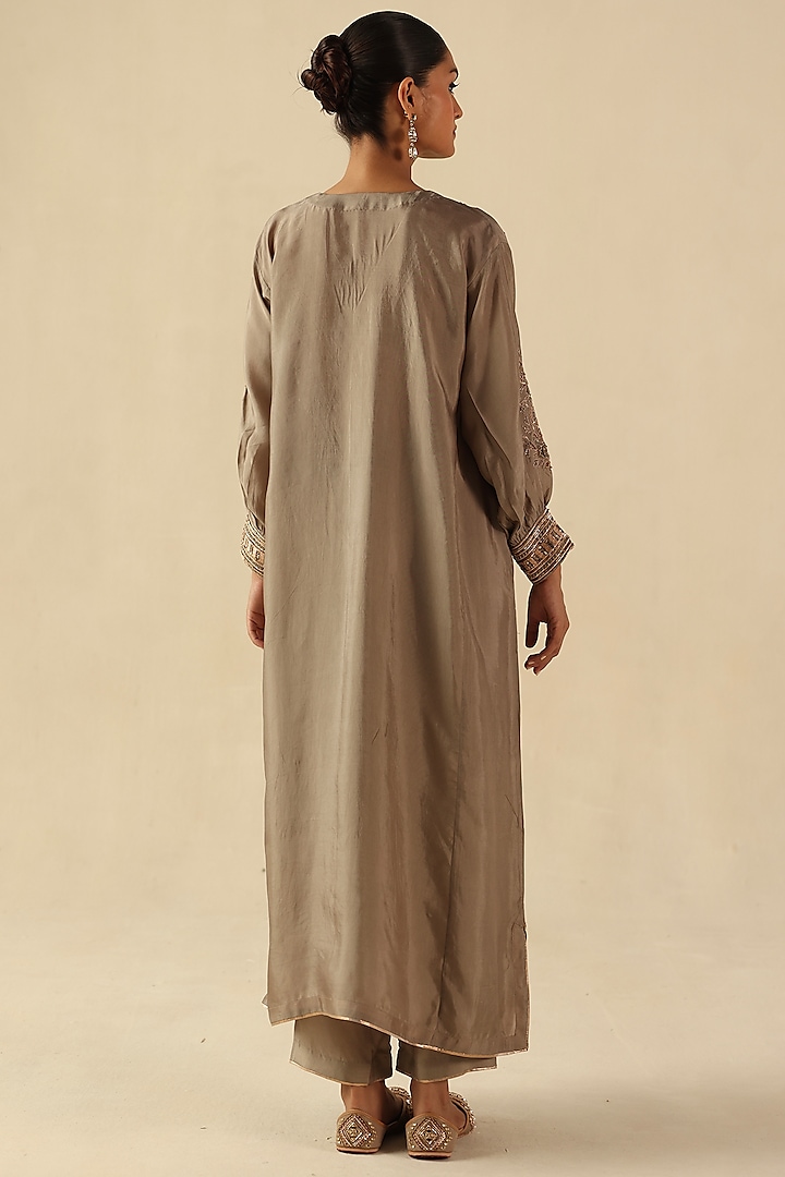 Golden Habutai Silk Hand Embroidered A-Line Kurta Set by Begum Pret at Pernia's Pop Up Shop