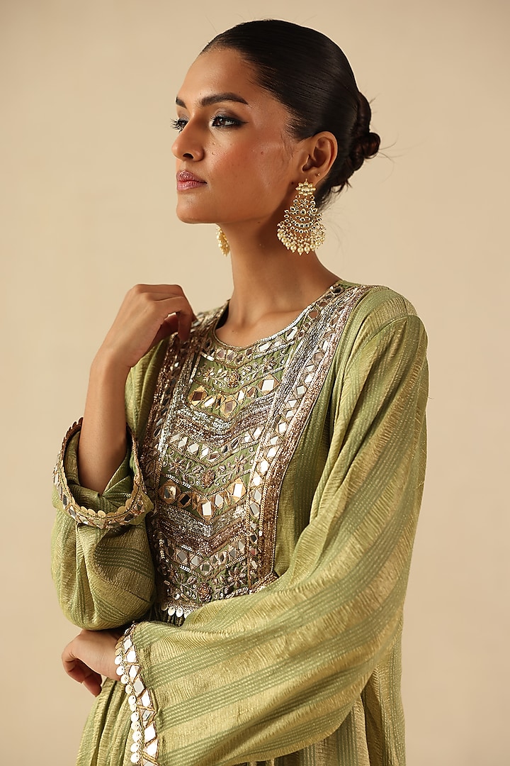 Green Zari Moonga Silk Mirror Hand Embroidered Kurta Set by Begum Pret at Pernia's Pop Up Shop