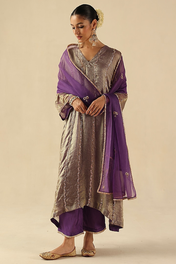Purple Metallic Tissue Silk Cutdana Hand Embroidered Kurta Set by Begum Pret at Pernia's Pop Up Shop