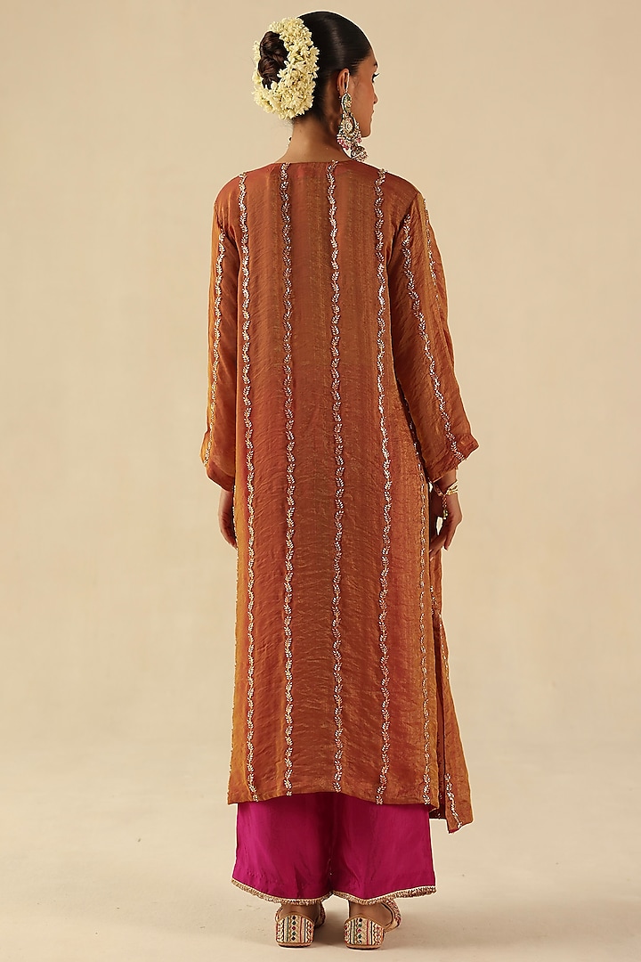 Garnet-Colored Metallic Tissue Silk Cutdana Hand Embroidered Kurta Set by Begum Pret at Pernia's Pop Up Shop