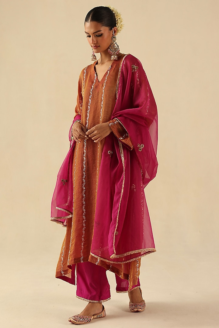 Garnet-Colored Metallic Tissue Silk Cutdana Hand Embroidered Kurta Set by Begum Pret at Pernia's Pop Up Shop