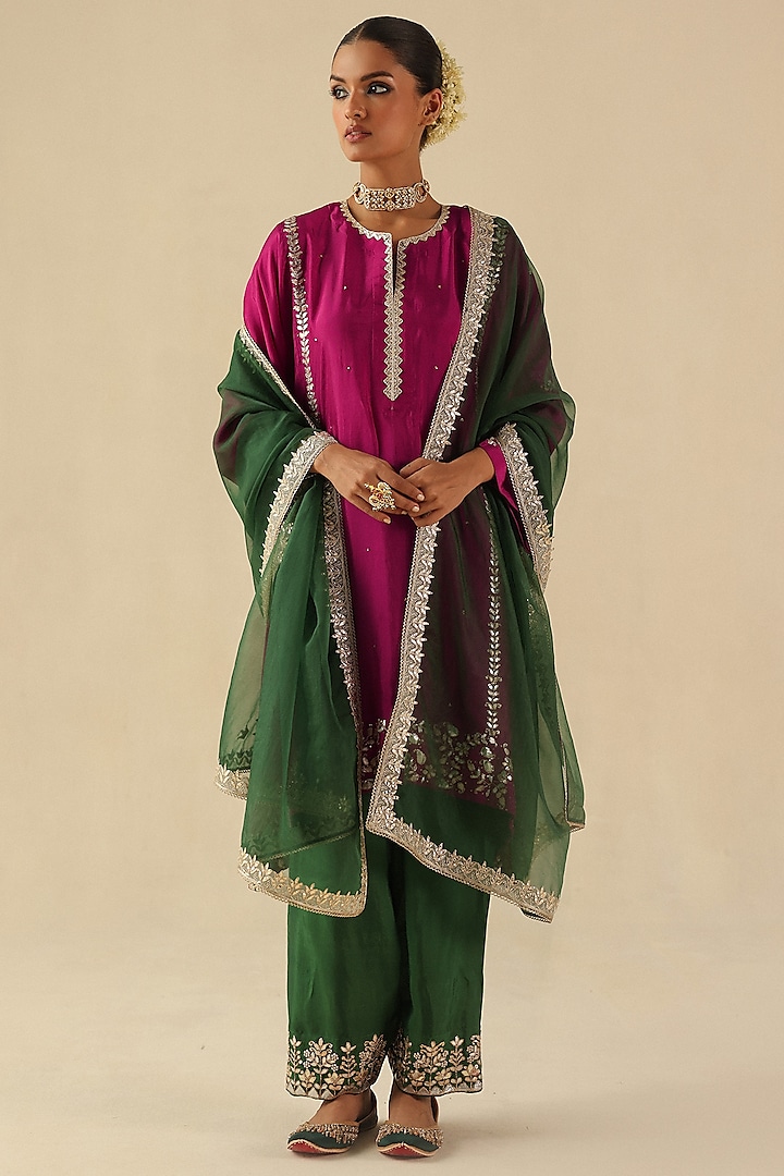 Fuchsia Habutai Silk Gota Hand Embroidered A-Line Short Kurta Set by Begum Pret at Pernia's Pop Up Shop