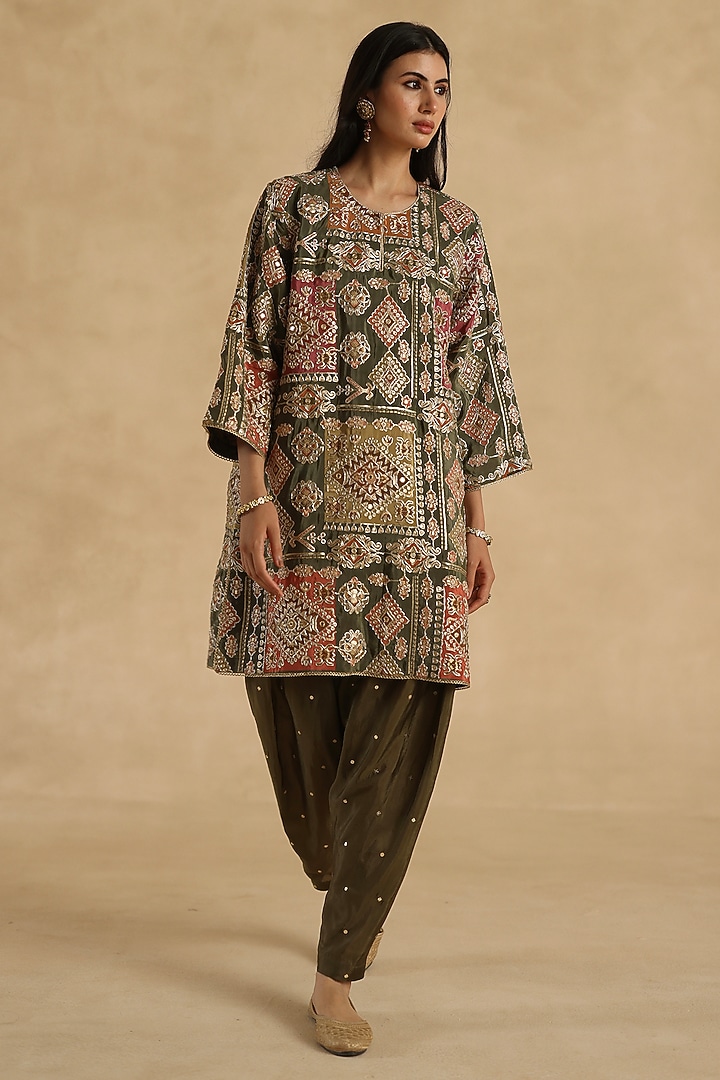 Olive Green Silk Zari Embroidered Kurta Set by Begum Pret at Pernia's Pop Up Shop