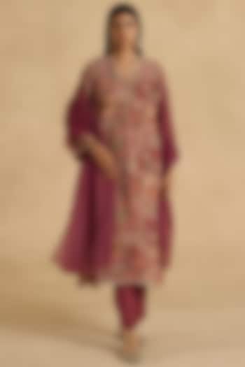 Plum Silk Floral Patchwork Straight Kurta Set by Begum Pret at Pernia's Pop Up Shop