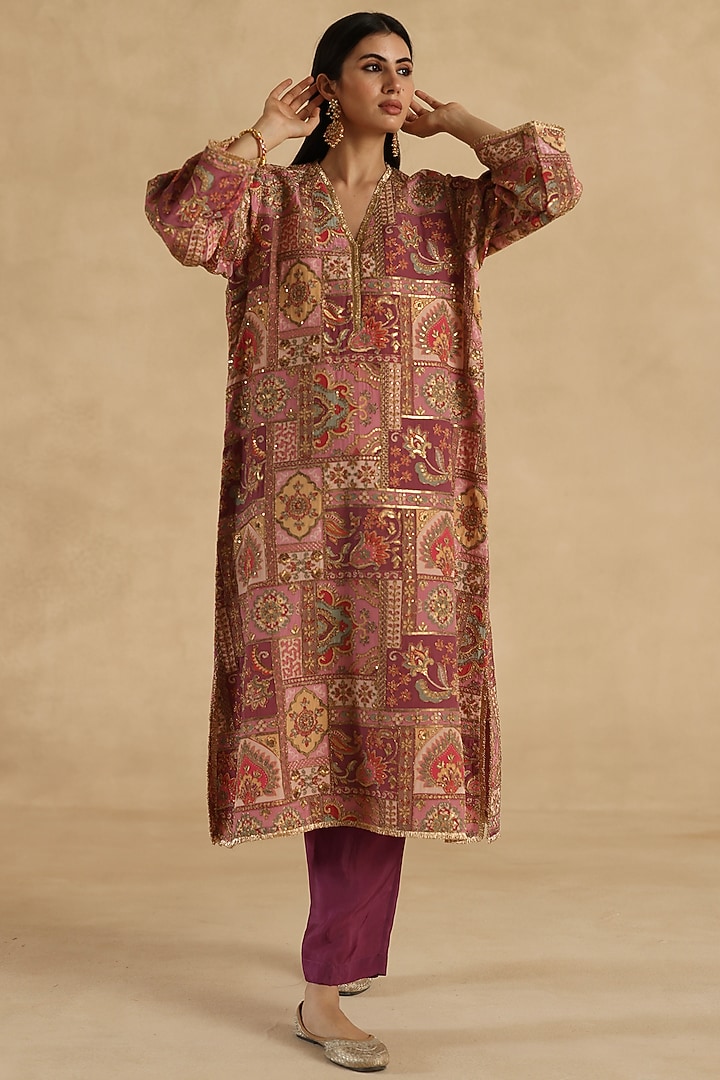Plum Silk Floral Patchwork Straight Kurta Set by Begum Pret at Pernia's Pop Up Shop