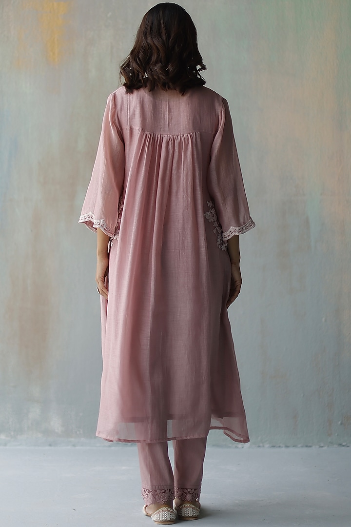Plum Handloom Chanderi Kurta Set by Begum Pret at Pernia's Pop Up Shop