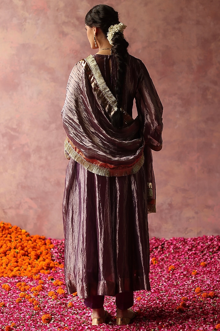 Purple Zari Silk Tissue Embroidered Kurta Set by Begum Pret at Pernia's Pop Up Shop