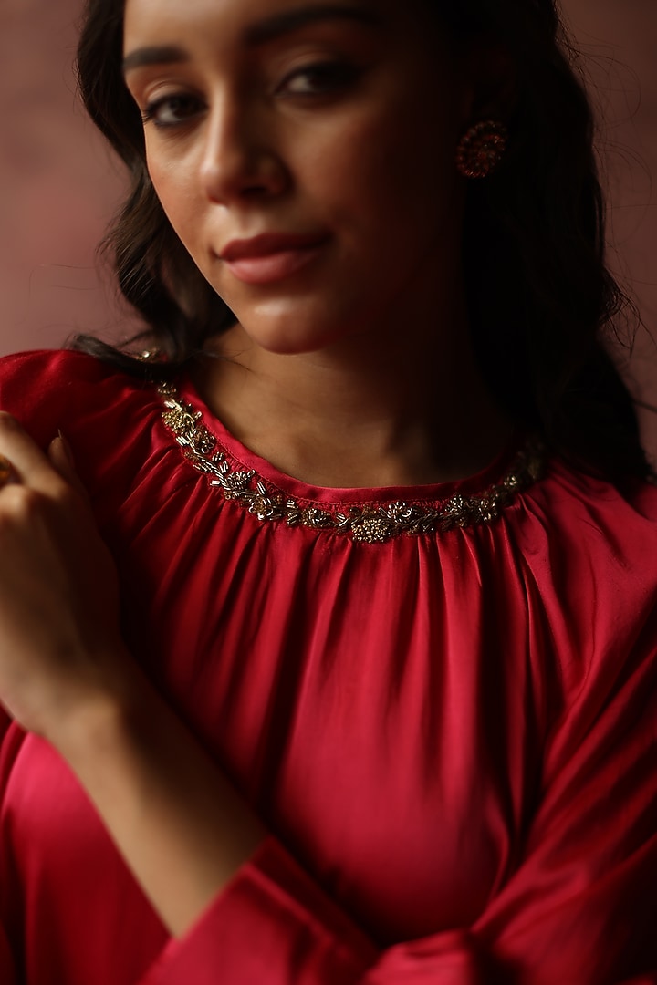 Fuchsia Satin Embroidered Co-Ord Set by Begum Pret at Pernia's Pop Up Shop