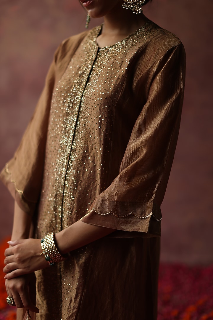 Champagne Gold Zari Silk Embroidered A-Line Kurta Set by Begum Pret at Pernia's Pop Up Shop