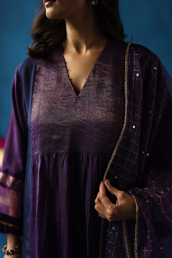 Midnight Blue Habutai Silk Kurta Set by Begum Pret at Pernia's Pop Up Shop