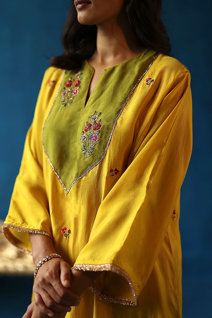 Yellow Habutai Silk Hand Embroidered Kurta Set by Begum Pret at Pernia's Pop Up Shop