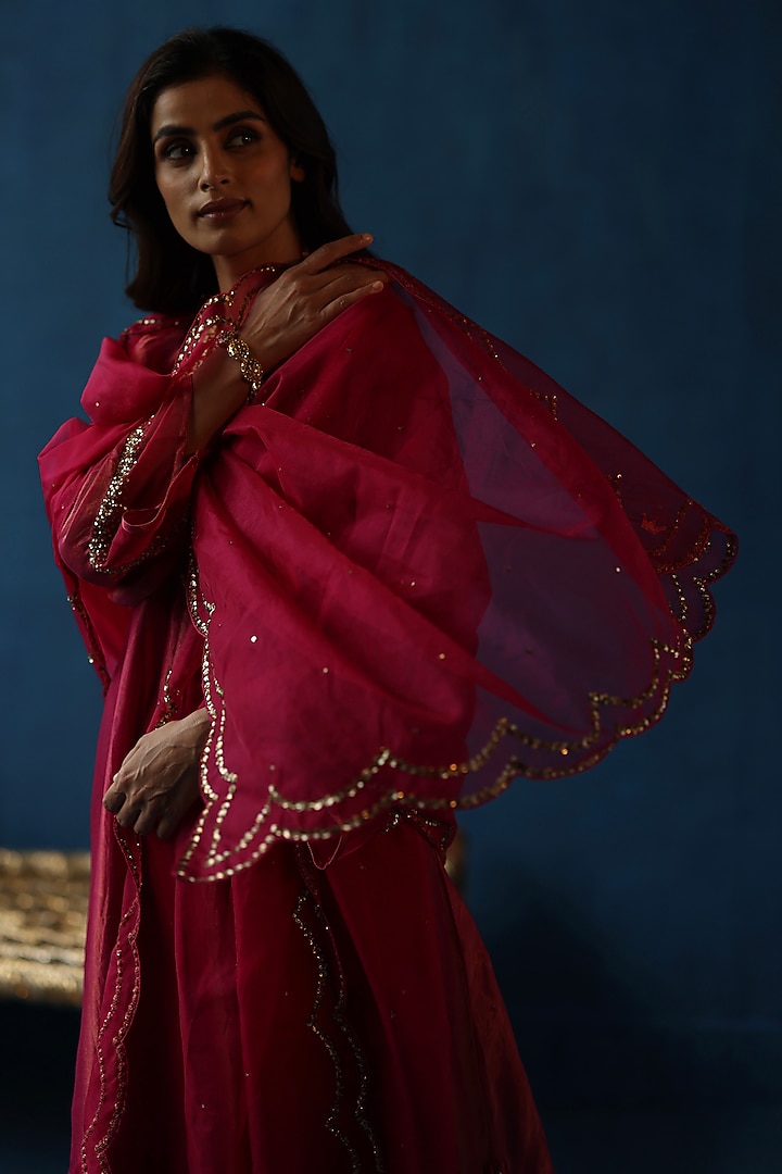 Fuchsia Zari Silk Sequins Hand Embroidered kurta Set by Begum Pret at Pernia's Pop Up Shop