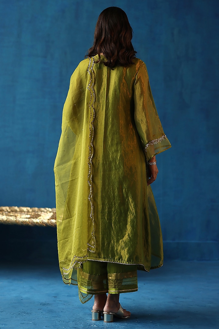 Green Zari Silk Sequins Hand Embroidered kurta Set by Begum Pret at Pernia's Pop Up Shop