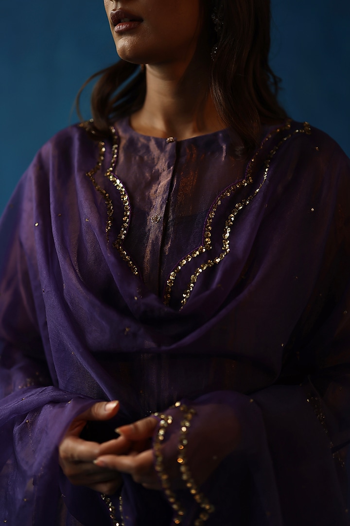 Purple Zari Silk Sequins Hand Embroidered kurta Set by Begum Pret at Pernia's Pop Up Shop