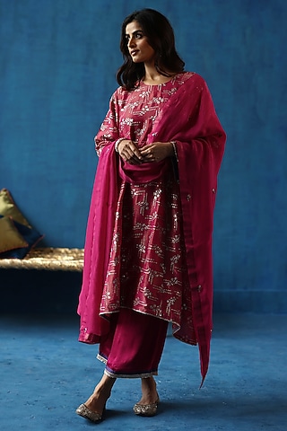 Fuchsia Zari Silk Sequins Work kurta Set by Begum Pret