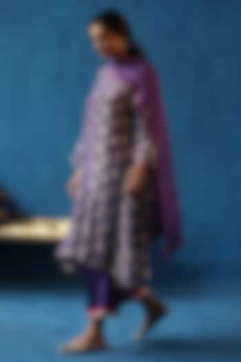 Purple Zari Silk Sequins Work kurta Set by Begum Pret at Pernia's Pop Up Shop