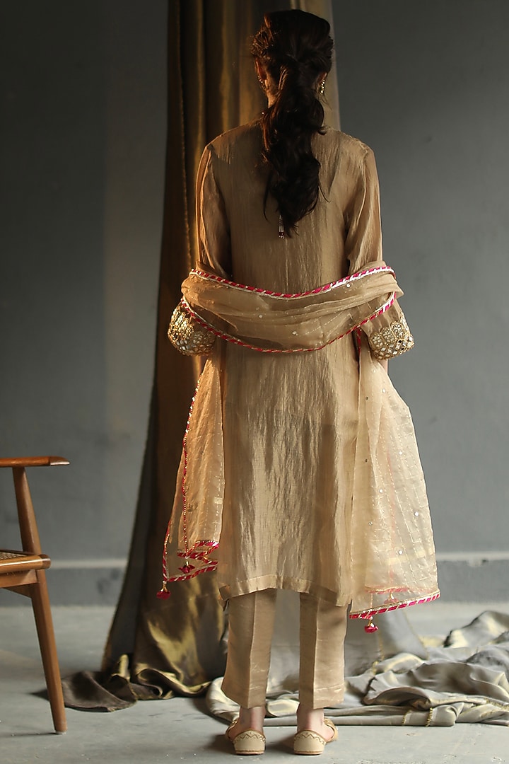 Beige Hand Embroidered Kurta Set by Begum Pret at Pernia's Pop Up Shop