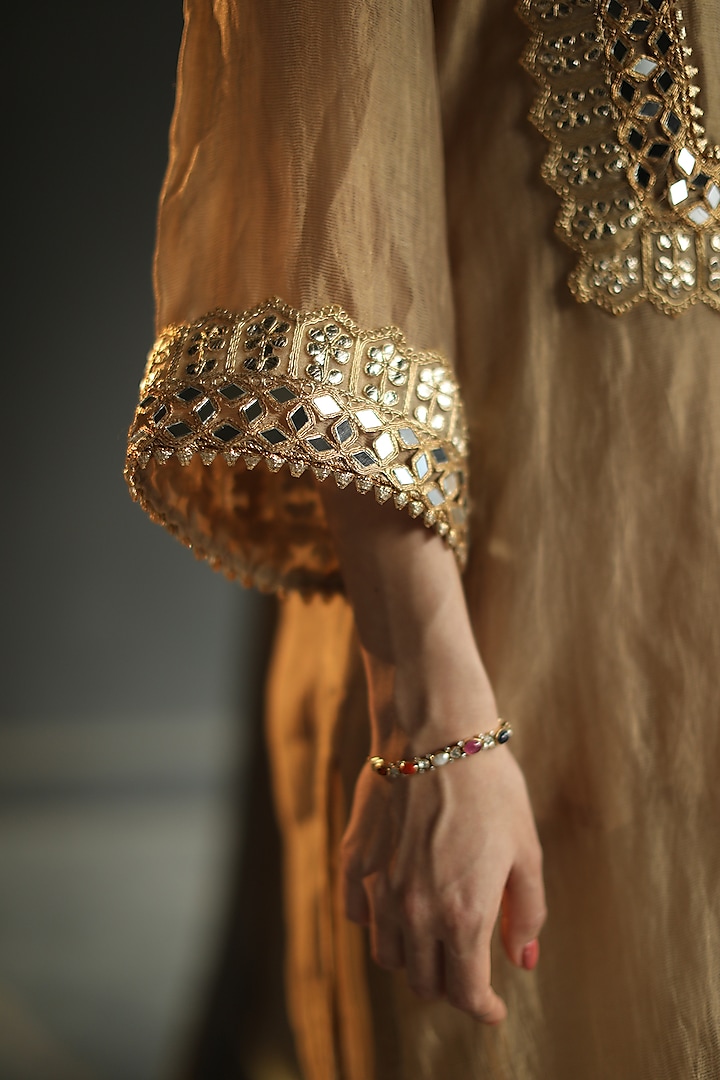 Beige Hand Embroidered Kurta Set by Begum Pret at Pernia's Pop Up Shop
