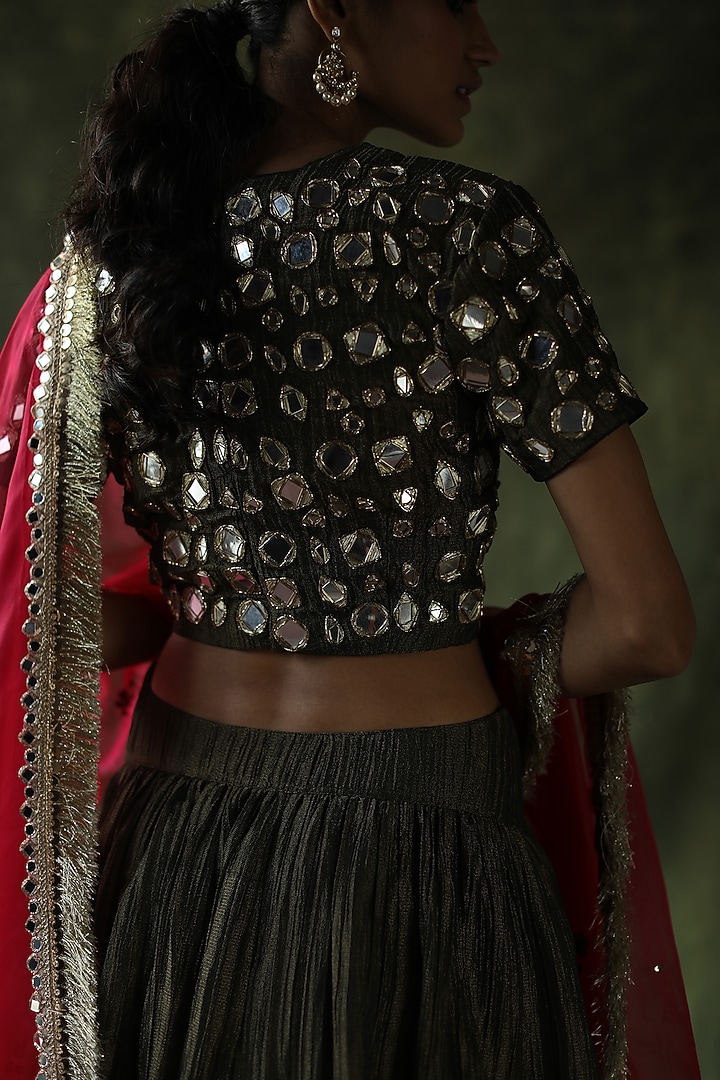 Olive Green Crinkled Silk Wedding Lehenga Set by Begum Pret at Pernia's Pop Up Shop