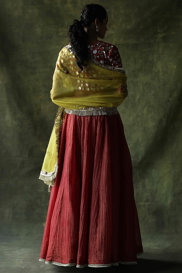 Magenta Pink Crinkled Silk Wedding Lehenga Set by Begum Pret at Pernia's Pop Up Shop