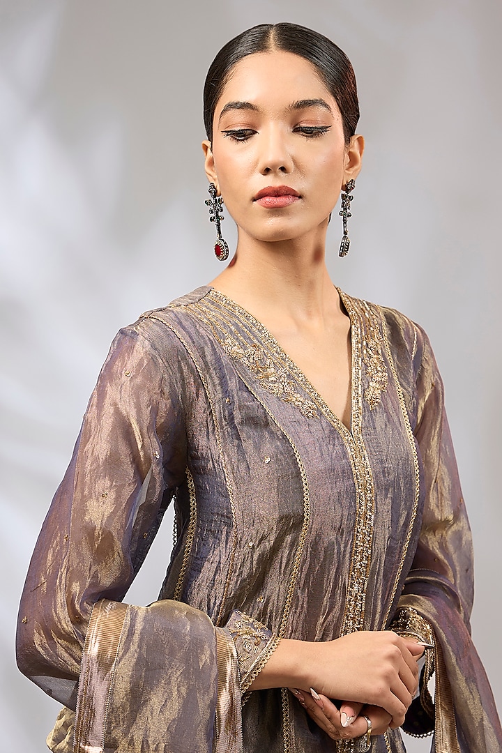 Grey Pure Tissue Silk Zardosi Handwork Kurta Set by Begum Pret at Pernia's Pop Up Shop