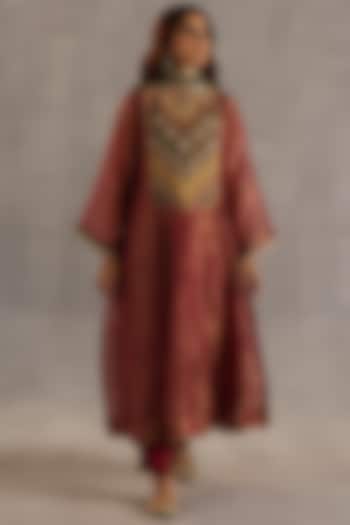 Garnet Tissue Silk Hand Embroidered Kurta Set by Begum Pret at Pernia's Pop Up Shop