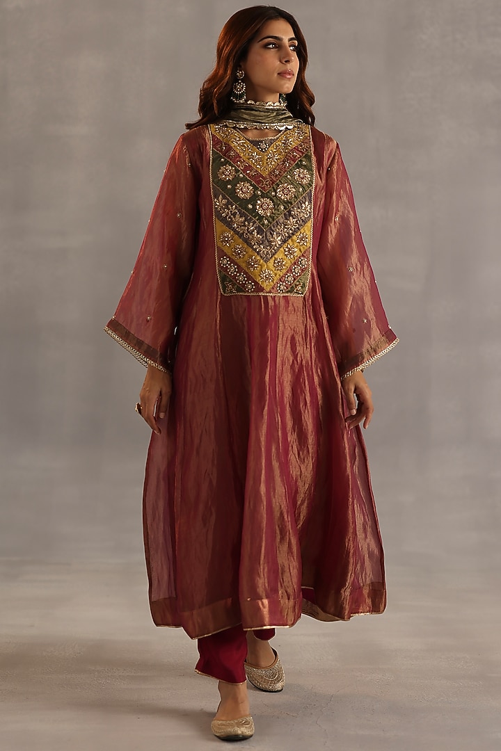 Garnet Tissue Silk Hand Embroidered Kurta Set by Begum Pret at Pernia's Pop Up Shop